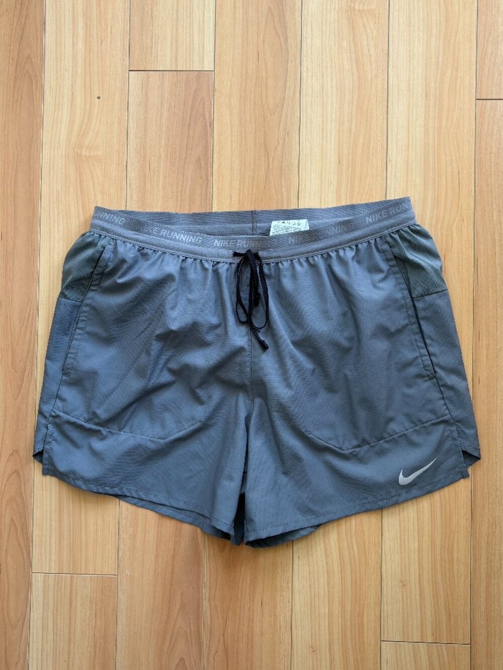 Nike Stride 13cm Brief-lined running shorts